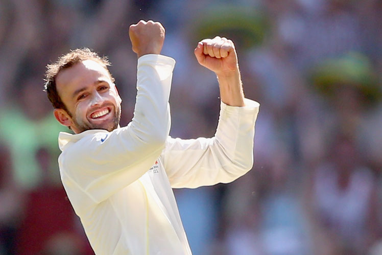 newdaily_311213_nathanlyon