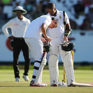 Johnson hit Steyn on the helmet. Picture: Getty