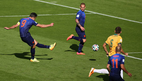 58th minute. Dutch skipper Robin van Persie equalises 2-2.