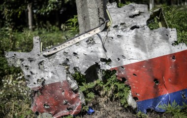 Possible shrapnel holes in MH17 fuselage. Source: AAP.