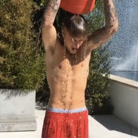 Justin Bieber takes part in the Ice Bucket Challenge.