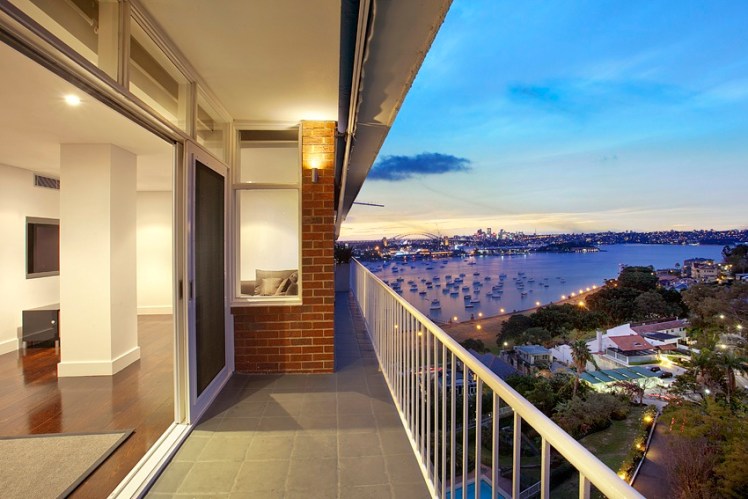 Yarranabbe Rd 115.11 balc view-dusk NEW