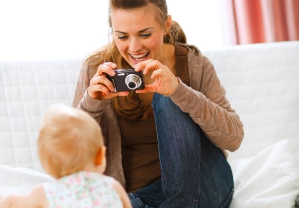 Pictures of children on social media exposes them to risk