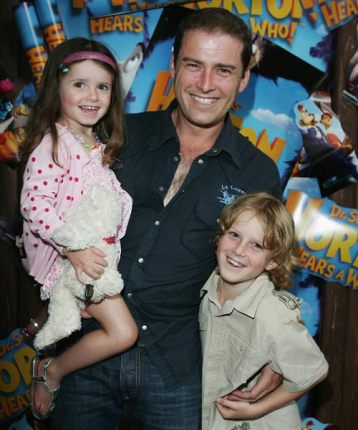 With children Ava and Jack.