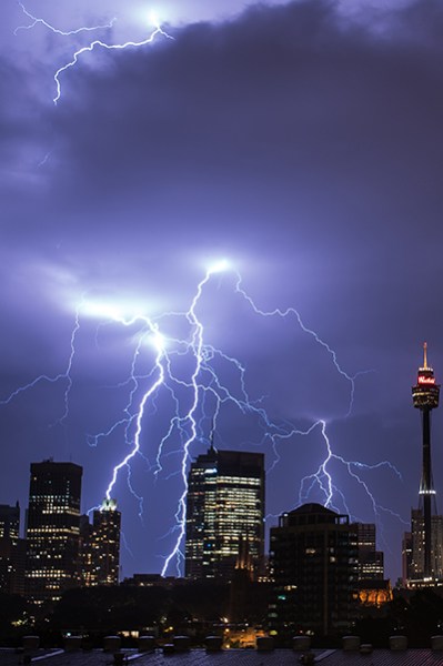 Sydney light show last night. Photo: AAP