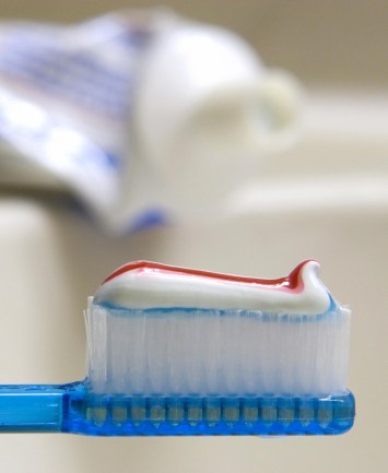 Who would have thought a visit to the toothpaste aisle could remedy an annoying smartphone glitch? Photo: Getty