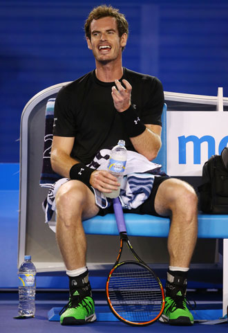 Murray ranting to himself during a change of ends ...