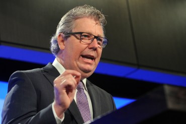 ACTU secretary Dave Oliver says a $27 per week pay rise for the lowest paid workers is "essential".