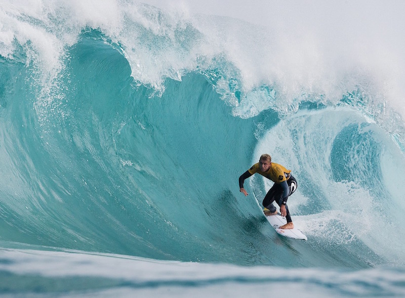 thenewdaily_160415_surf1