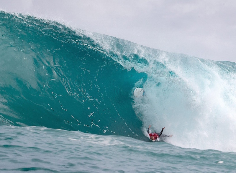 thenewdaily_160415_surf2