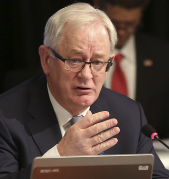 Trade Minister Andrew Robb welcomes the move.