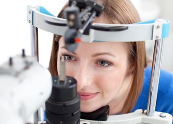 Regular checkups can catch 'invisible' problems. Photo: Shutterstock