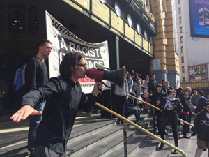 Protestors rallied to express concern at law enforcement agencies patrolling the Melbourne CBD. Photo: Twitter