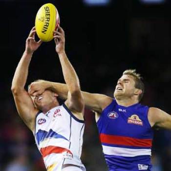 Daniel Talia and Stewart Crameri lock horns. Photo: Getty