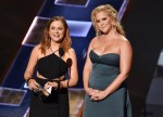amy-poehler-amy-schumer-emmys