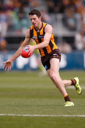 isaac smith hawks winger