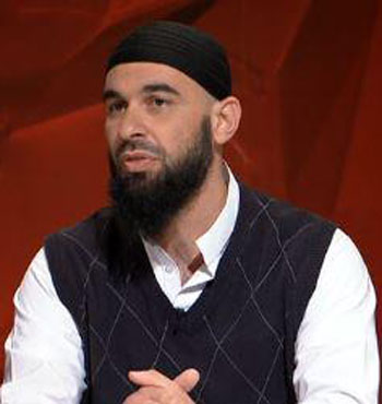 Sheikh Wesam Charkawi said the issue needed a community approach to rectify.