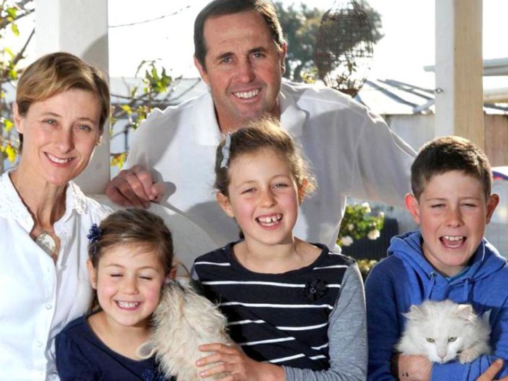 Kim and Geoff, with children Phoebe, Mia and Fletcher