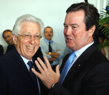 john o'neill frank lowy