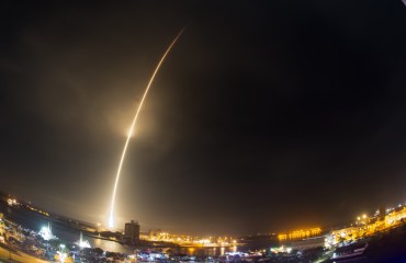 The SpaceX Falcon 9 rocket lifts off at Cape Canaveral Air Force Station, Monday, Dec. 21, 2015. The rocket, carrying 11 communications satellites for Orbcomm, Inc., is the first launch of the rocket since a failed mission to the International Space Station in June. (Craig Bailey/Florida Today via AP)