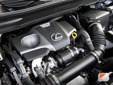 A new 2.0 litre turbo engine impresses, especially at this price point.