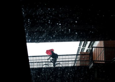 cyclist australia rain