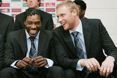 Chris Gayle and Andrew Flintoff in happier times. Photo: Getty
