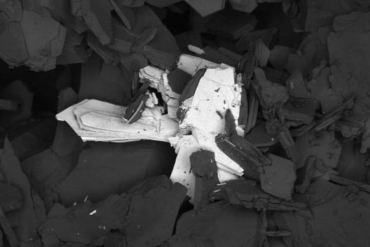 The only discovered specimen of ichnusaite. Photo: ABC/American Mineralogist