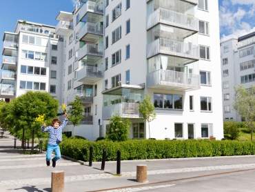 Look before you leap into a deal. Photo:Getty