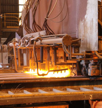 Analysts say Arrium borrowed too much to fund mistimed acquisitions at the top of the iron ore market.