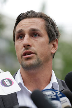 Pearce makes a tearful apology after returning from rehab. Photo: Getty