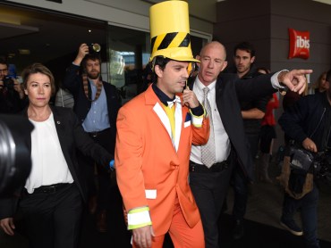 Chas Licciardello ejected from turnbull launch