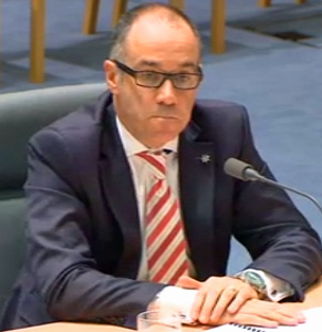 NAB chief executive Andrew Thorburn failed to say "sorry" during his opening address. He remedied this after prodding from a Labor MP.