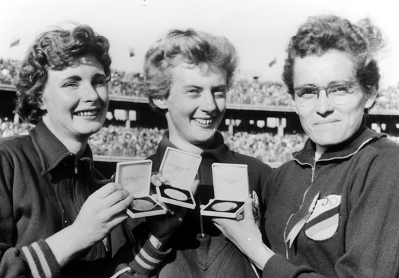 betty cuthbert melbourne olympics