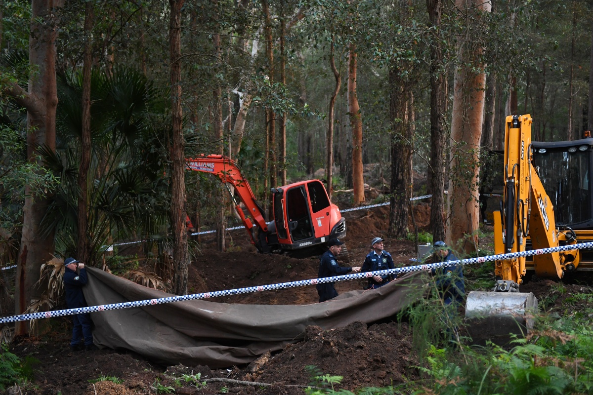 Remains, believed to be Matthew Leveson, found in the Sydney Royal National Park
