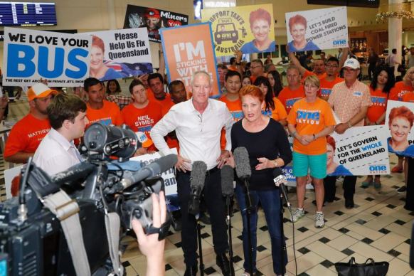 Pauline Hanson joins the Queensland campaign trail