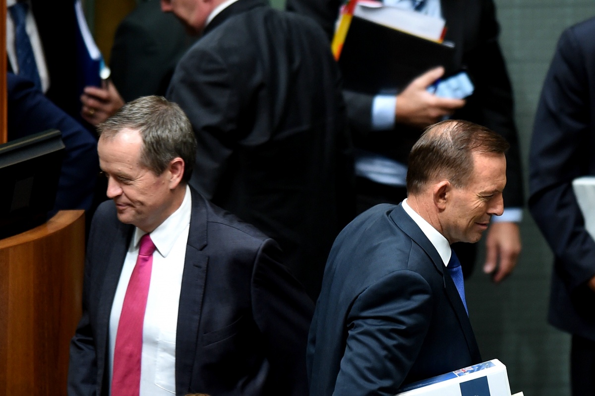 Tony Abbott has proposed a way forward on metadata laws, allowing better protections for journalists.