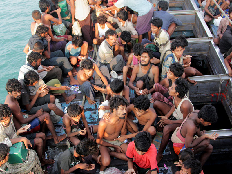 Indonesia helped Myanmar migrants last week, rejected by Aust.