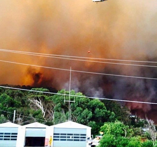 Fire attacked from air, Separation Creek, Wye River