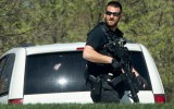 A US Secret Service Officer patrols the North Lawn.