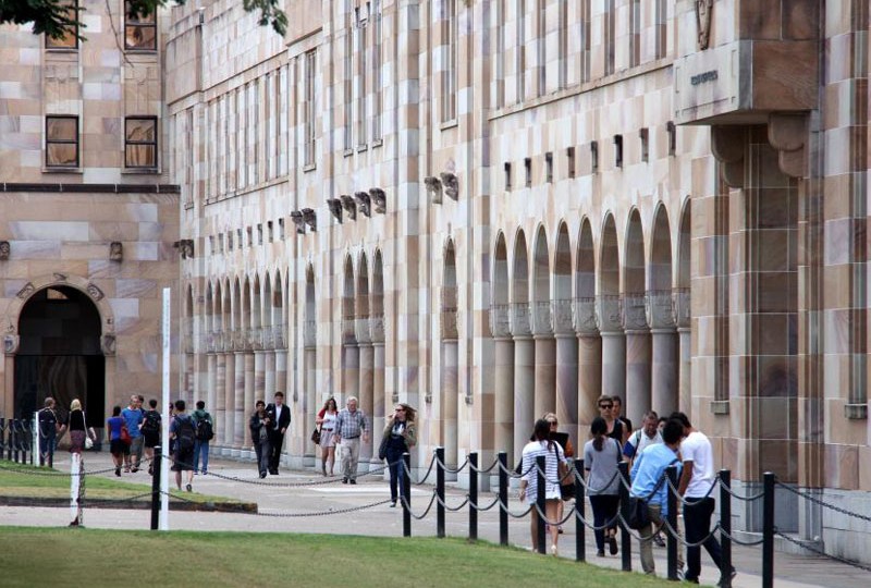 Students currently pay just more than 40 per cent of uni fees.