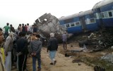 India train wreck Nov 20, 2016
