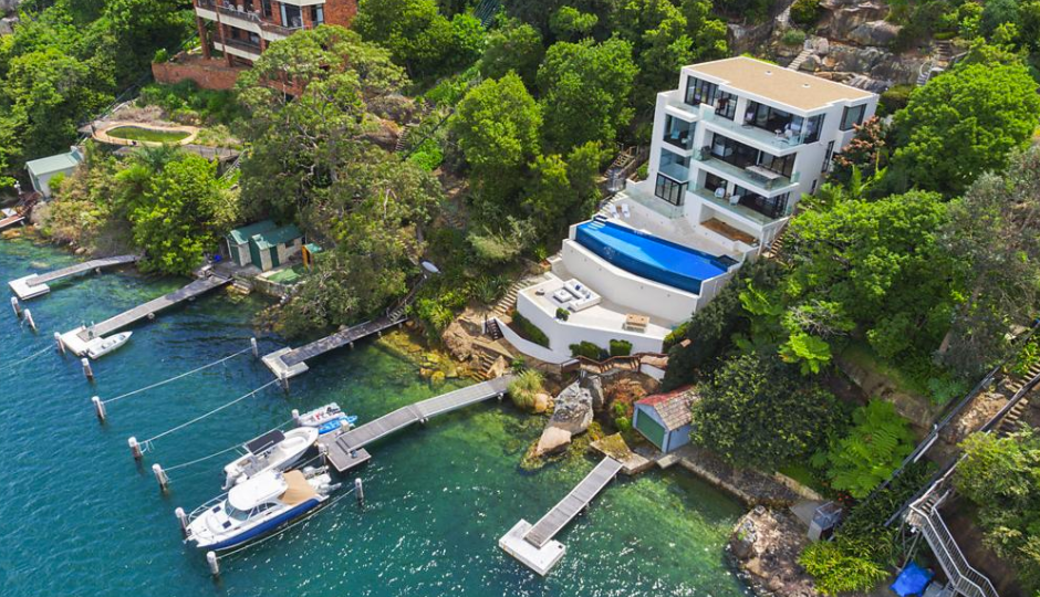 Brett Lee house auction