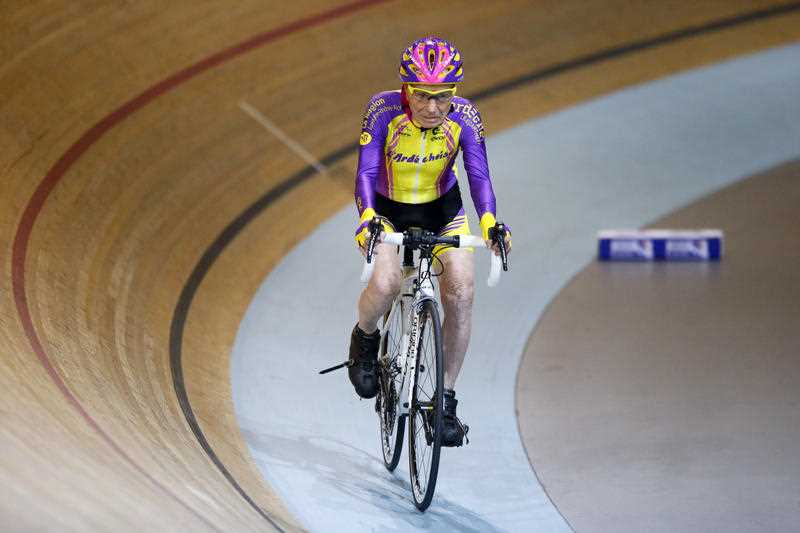 105-year-old French cyclist sets world record