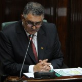 Victorian Speaker Telmo Languiller quits