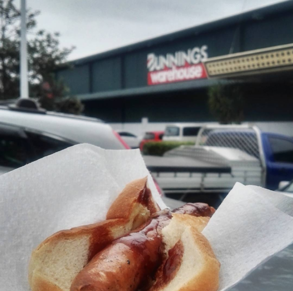 One commenter jokingly suggested the daughter try the iconic sausage sizzle at Bunnings Warehouse.