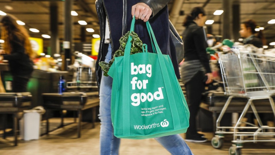 plastic-bag-ban-woolworths