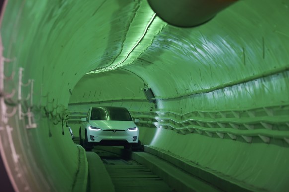 Elon Musk LA tunnel