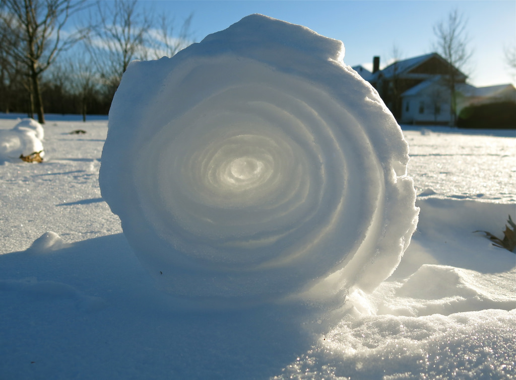 snow roller