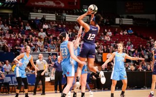 wnbl-adelaide-lightning-canberra-capitals